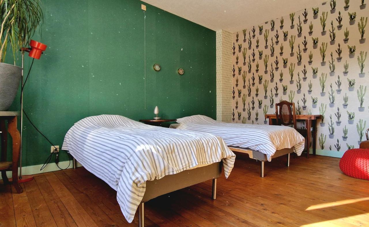 Vakantiewoning In Mol Centrum Met Eigen Bar "Casacuriosa" Екстер'єр фото