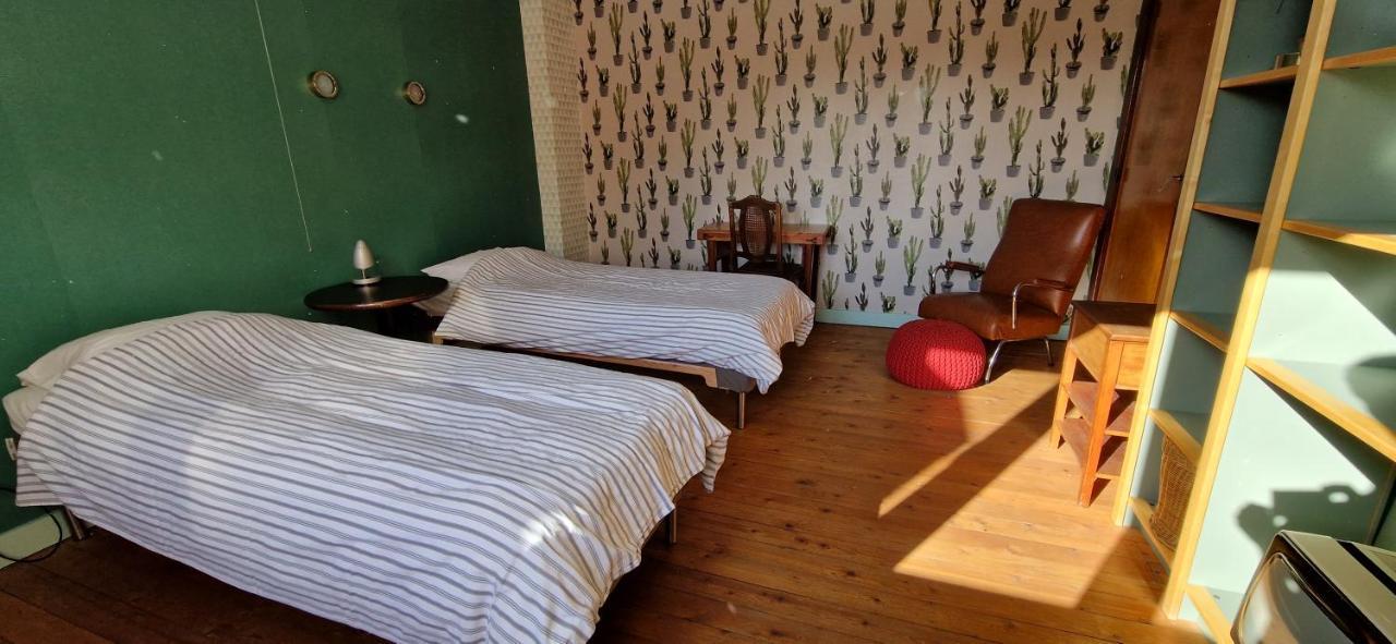 Vakantiewoning In Mol Centrum Met Eigen Bar "Casacuriosa" Екстер'єр фото