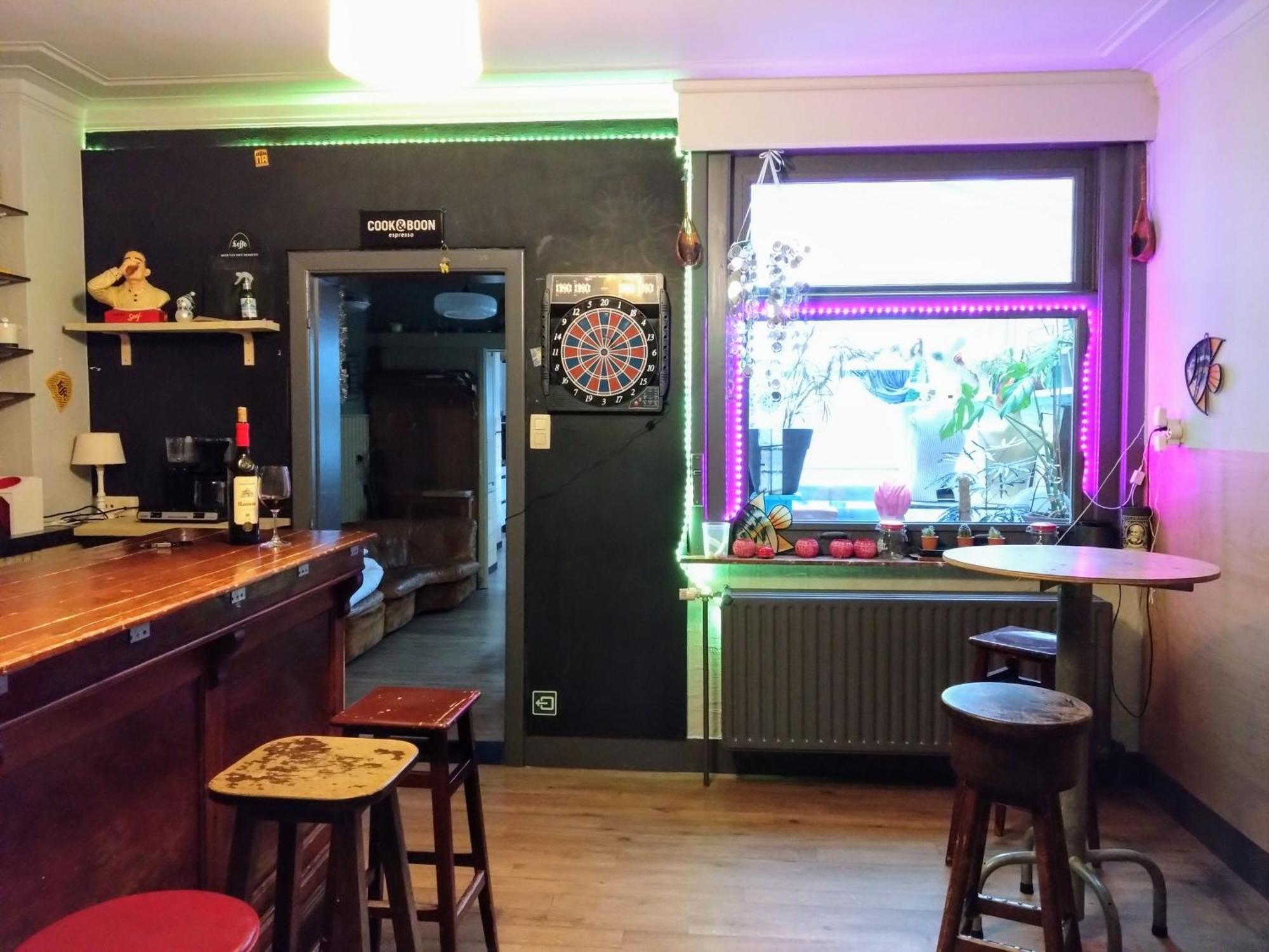 Vakantiewoning In Mol Centrum Met Eigen Bar "Casacuriosa" Екстер'єр фото
